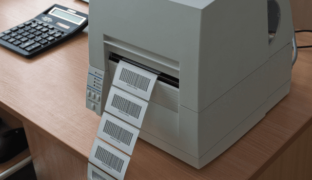 Marcación con etiqueta de activos fijos